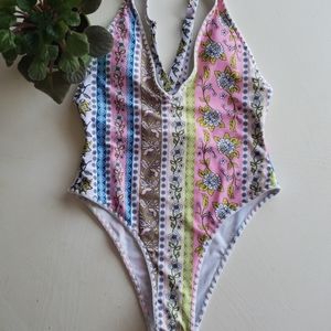 One piece swim 🏊‍♂️